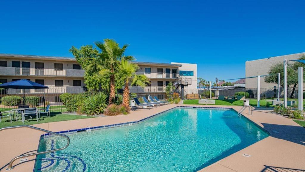 Gorgeous Cozysuites In Camelback With Pool Parking Phoenix Ngoại thất bức ảnh