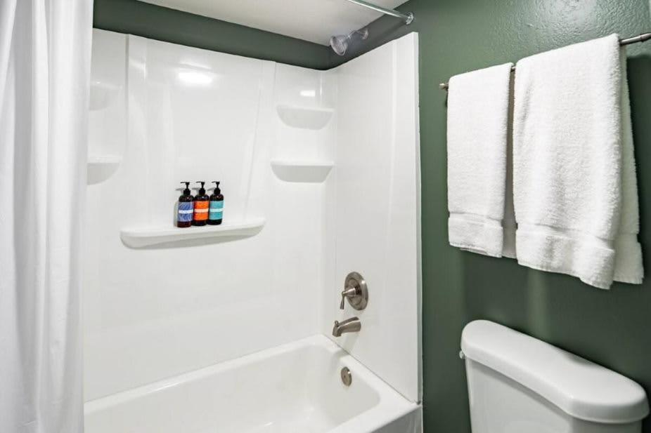 Gorgeous Cozysuites In Camelback With Pool Parking Phoenix Ngoại thất bức ảnh
